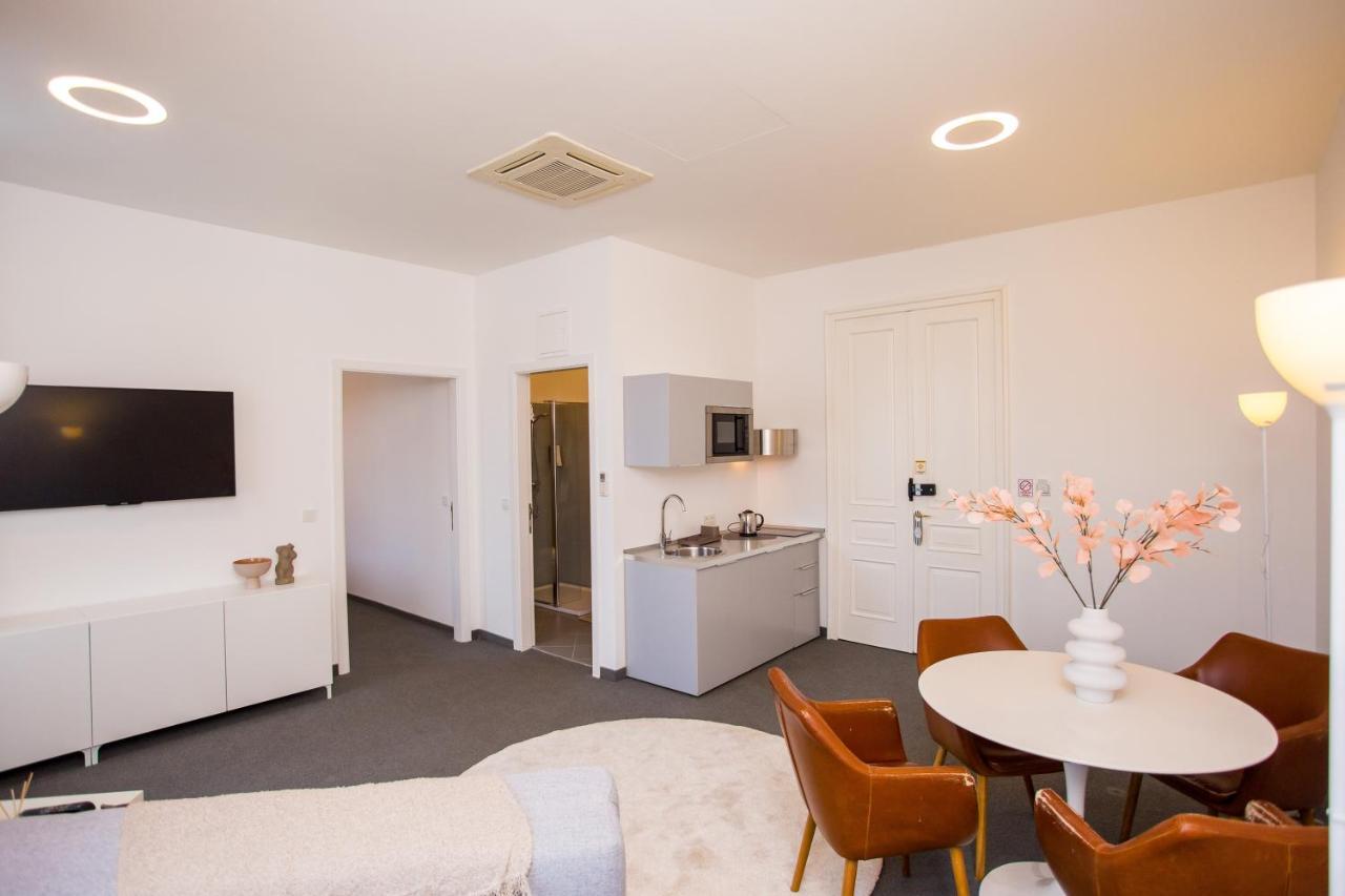 Apartments Dolac 萨格勒布 外观 照片