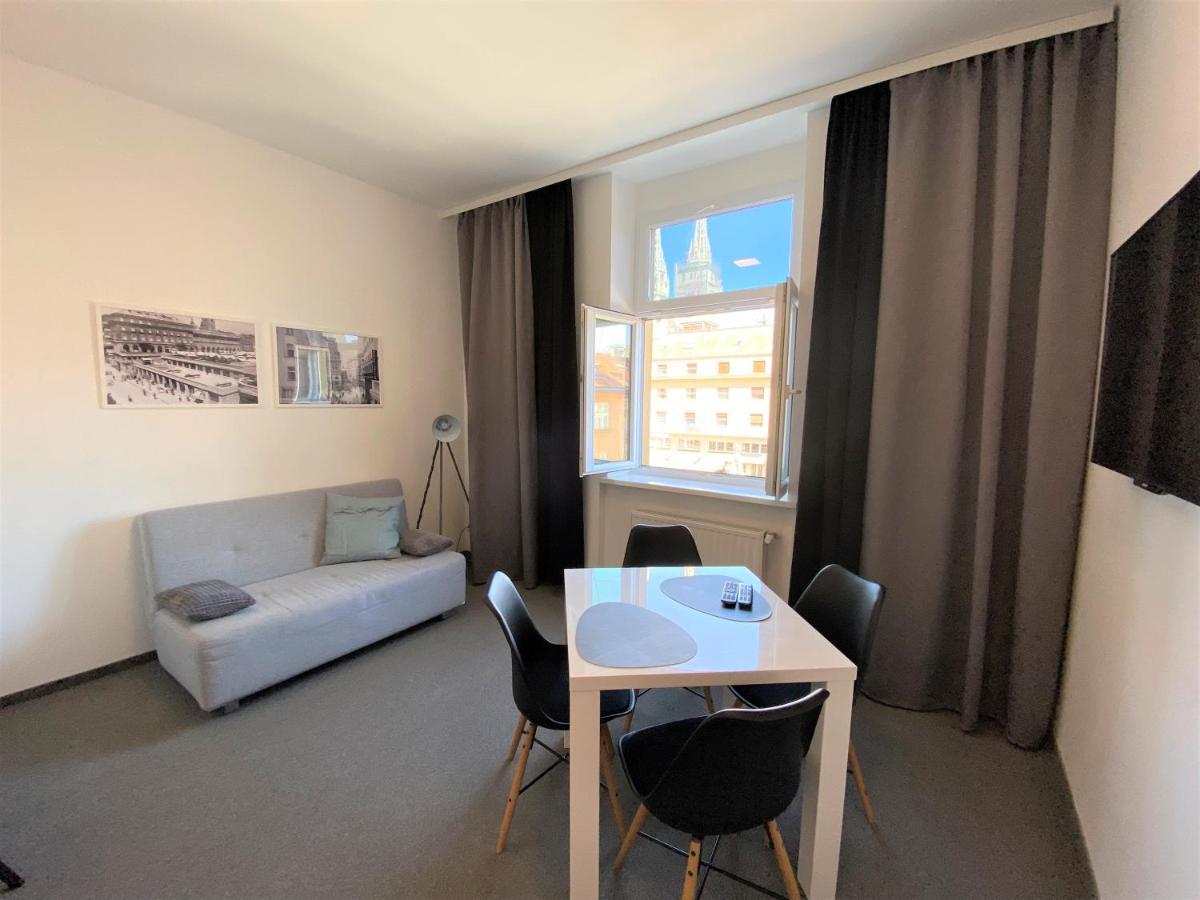 Apartments Dolac 萨格勒布 外观 照片